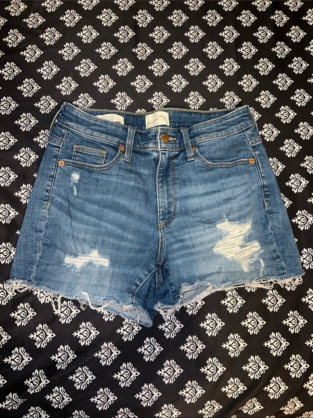 Universal Thread Distressed Blue Jean Cutoff Shorts